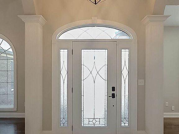 5th image of 307 Apricot Ct