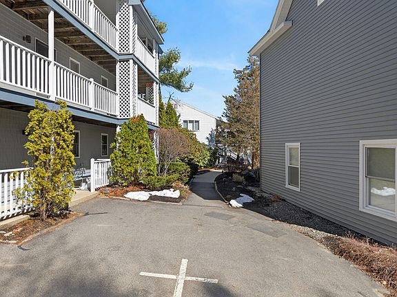 4th image of 60 Pine Hill Road S #315