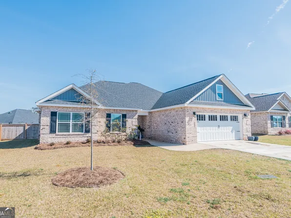 203 Remington Dr, Kathleen, GA 31047