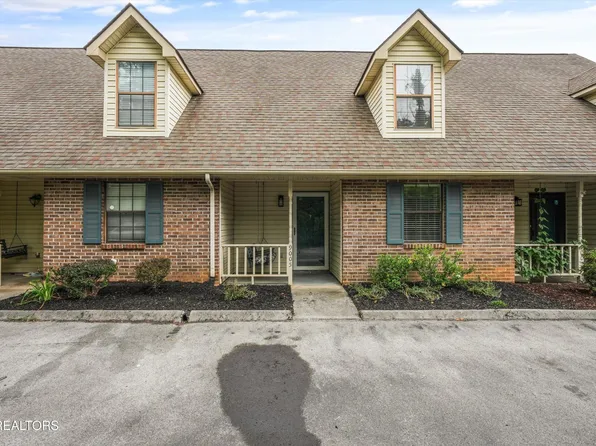 9005 Fountain Brook Ln, Knoxville, TN 37923