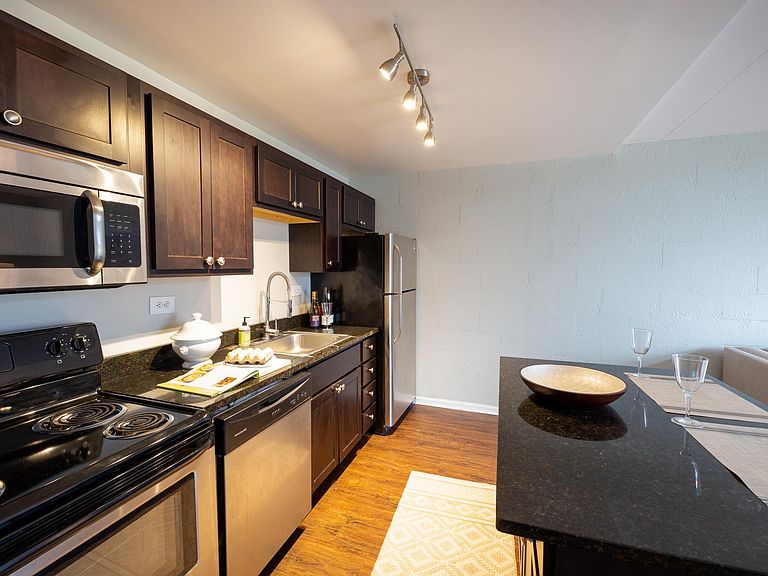 Fox Run Apartment Rentals Saint Charles, IL Zillow