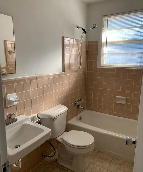 916 Virginia Ave #B — Photo 5