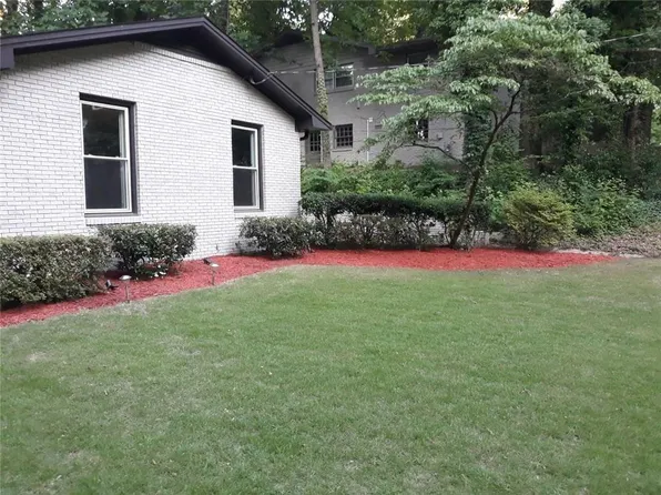 3629 Embry Cir, Atlanta, GA 30341