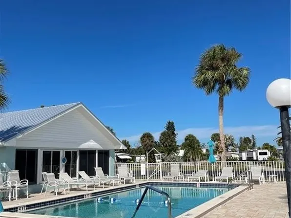 13651 Sora Dr, Fort Myers, FL 33908