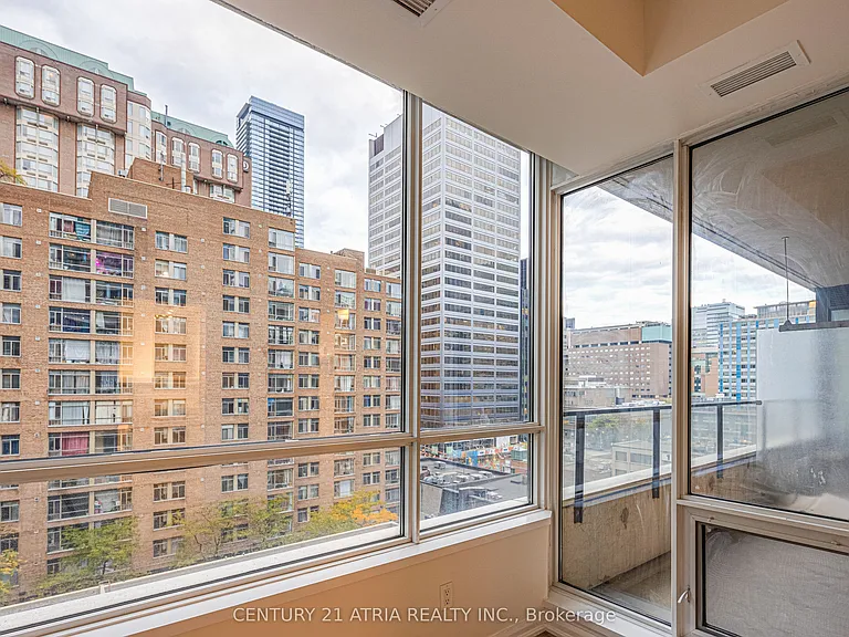 111 Elizabeth St #1117 — Photo 10