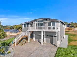 5428 Lonicera Dr, Blaine, WA