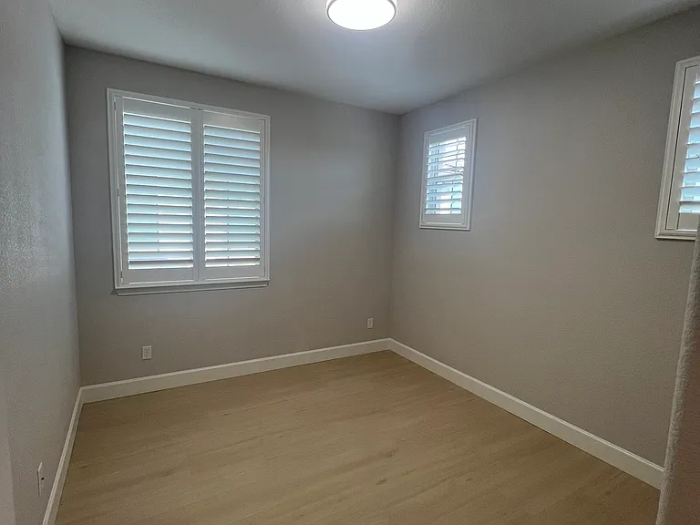 3073 Brandenburber Dr — Photo 31