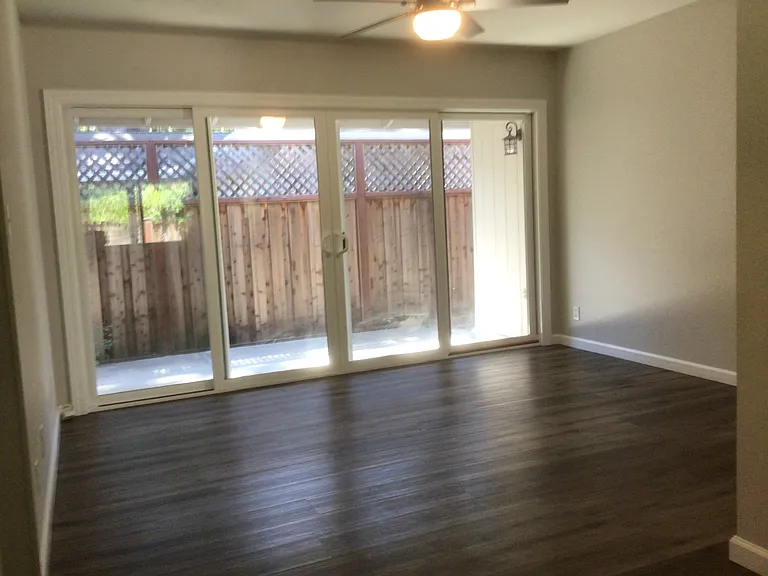 1314 Myrtle St — Photo 8