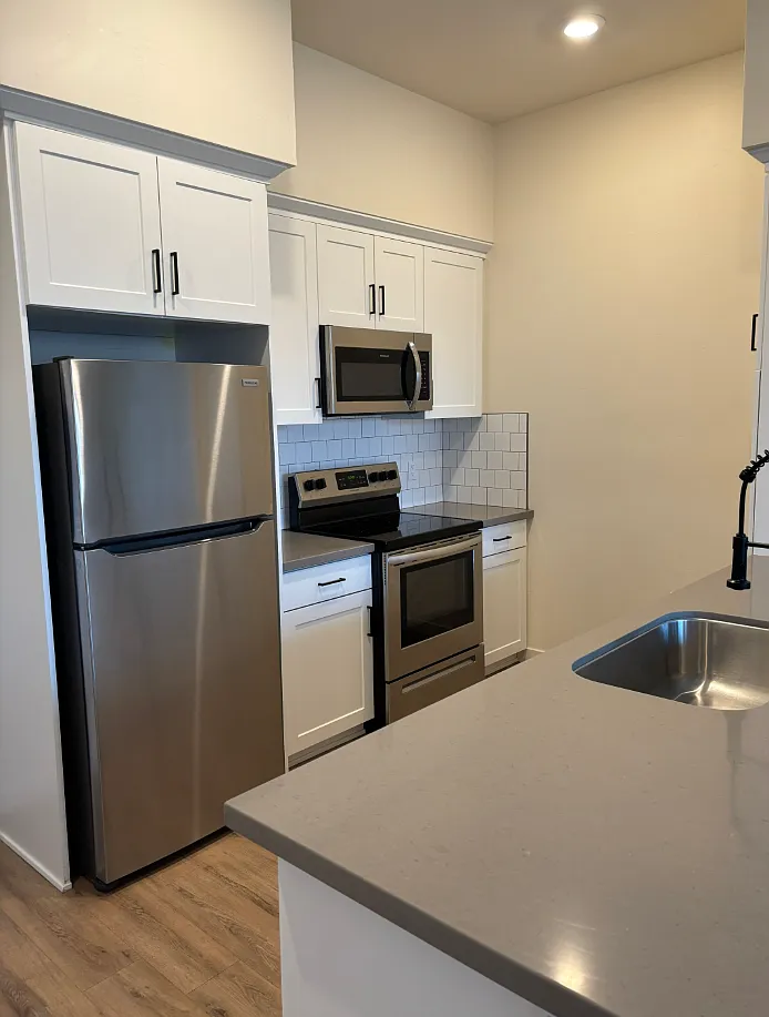 Building Photo - 312 N Palm Ave #101
