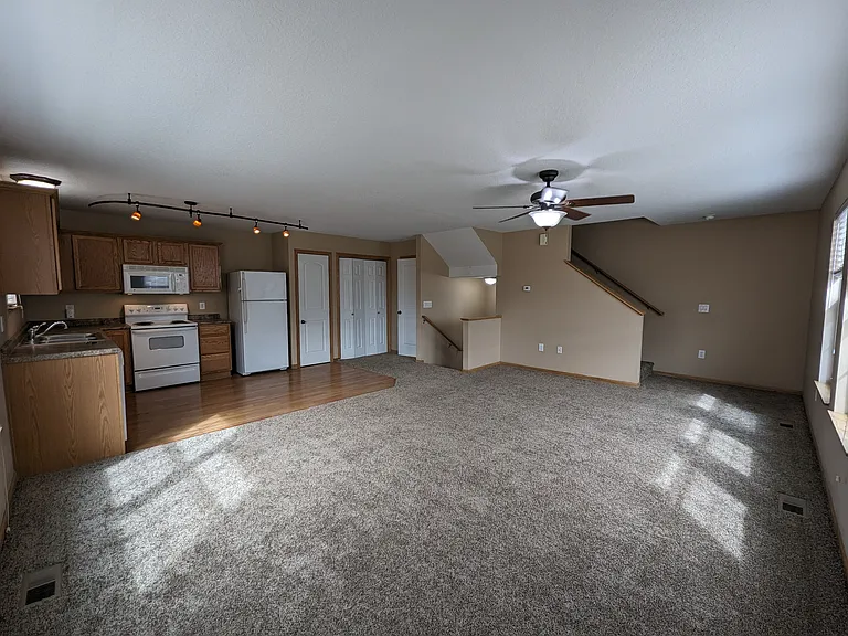 3119 SW Sharmin Ln #3119 — Photo 5