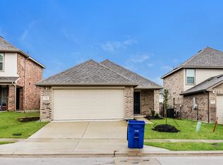 1414 Mark Ln, Ennis, TX 75119