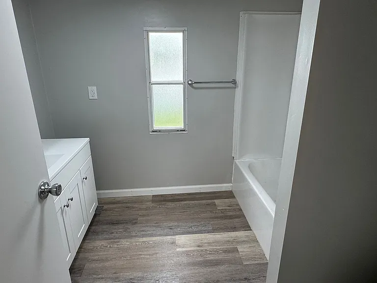 32-55 Doty Ln — Photo 9