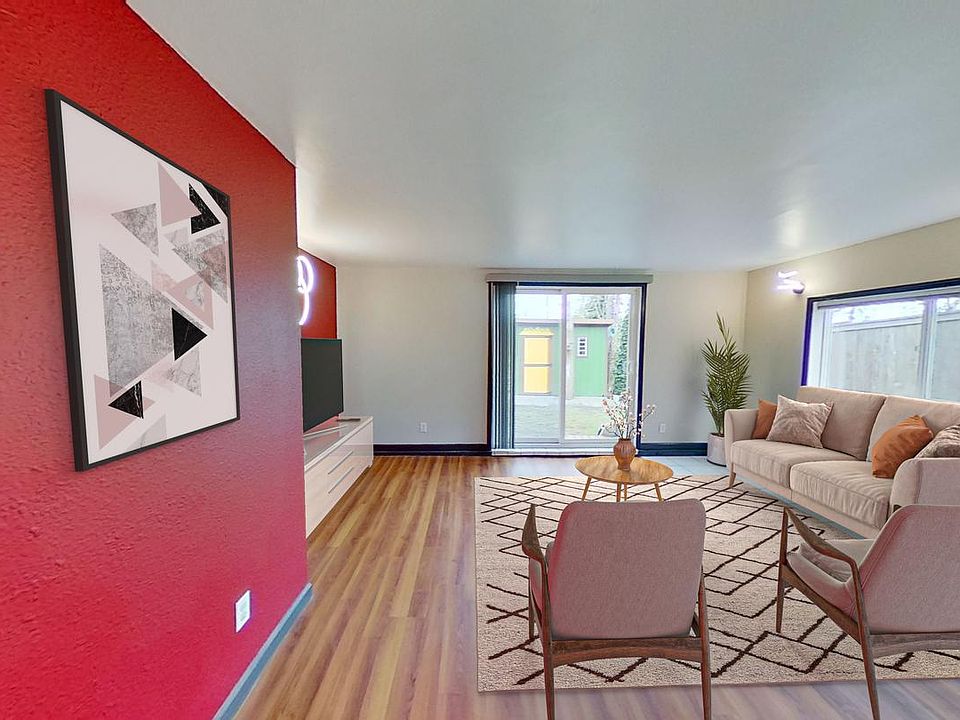 Optionally furnished common areas! Common areas can come beautifully furnished by our in-house design team for an additional fee.