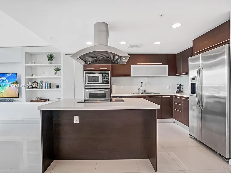 7928 East Dr #1602 — Photo 17