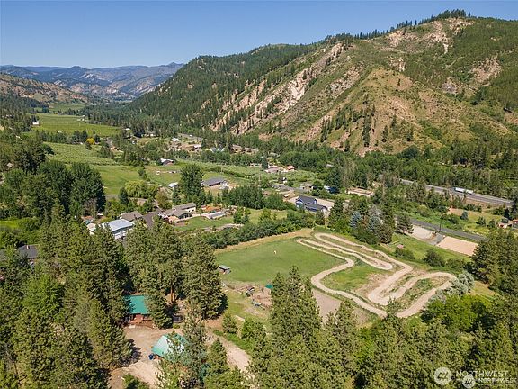 3rd image of 5721 Mountain Lane Road