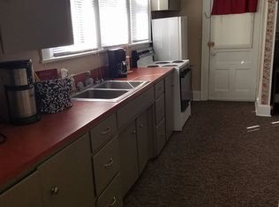 1434C E Wheeling Ave, Cambridge, OH 43725