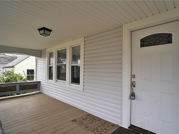 3rd image of 740 Myrtle Ave