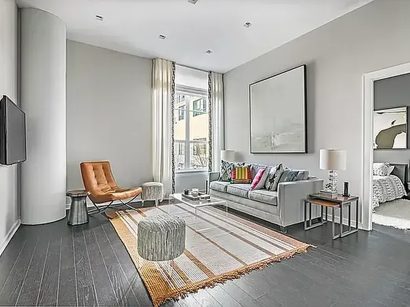184 Kent Ave APT A612, Brooklyn, NY 11249