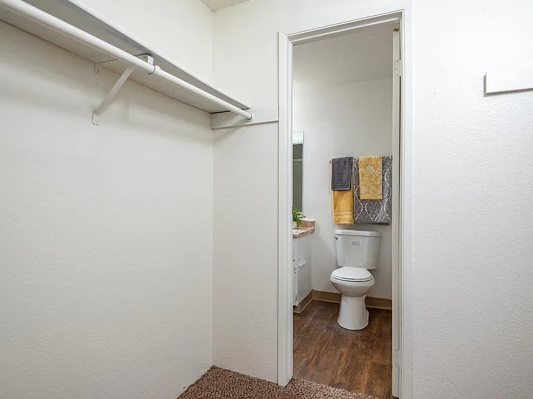 Sedona| Closet + Bathroom