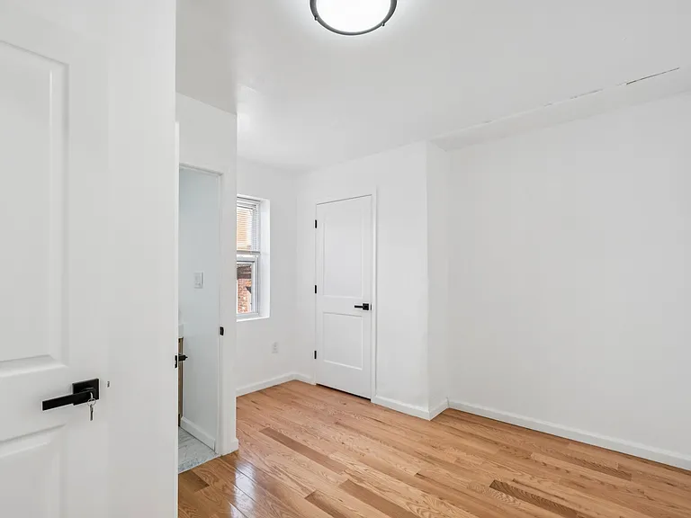 1223 Spruce St #3F — Photo 12