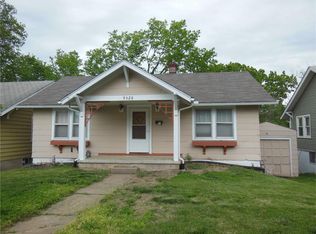 9320 E 15th St, Independence, MO 64052