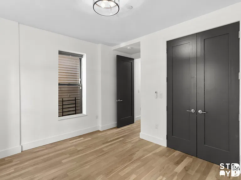 119 Grove St #1B — Photo 6