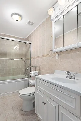 Rented by Compass | media 29