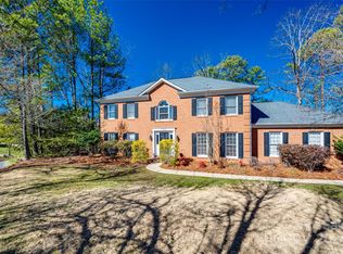 11093 Seven Coves Dr, Tega Cay, SC 29708