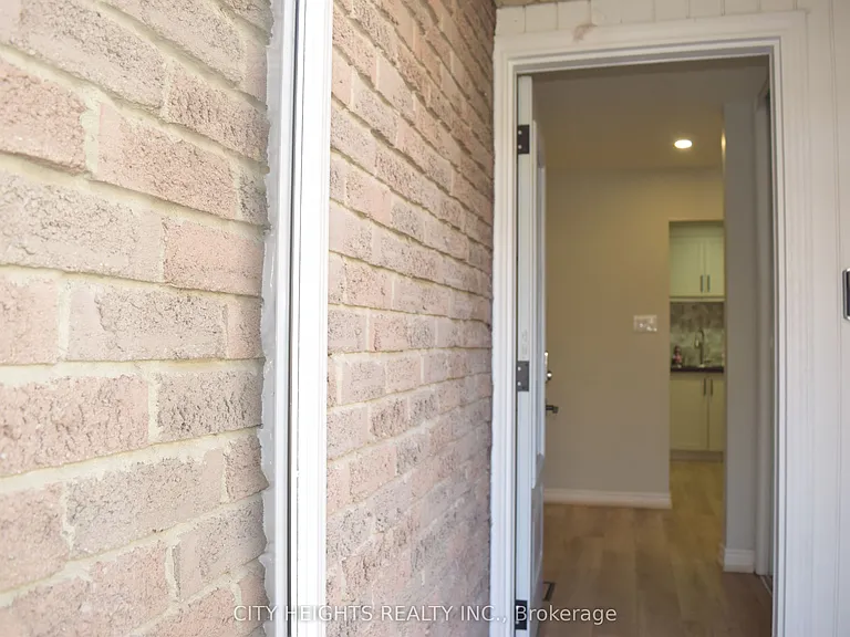 28 Fern Ave — Photo 5