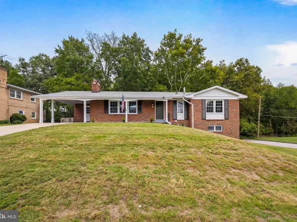 6916 Trowbridge Pl, Fort Washington, MD 20744