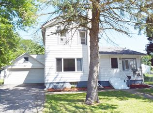 613 W 2nd St, Sandwich, IL 60548