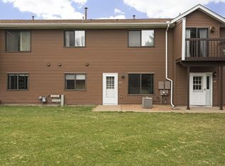 122 96th Ln NE, Blaine, MN 55434