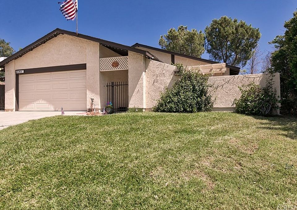 1st image of 28045 Gold Hill Dr