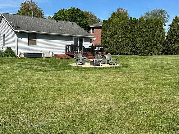 3rd image of 716 Swift Ct