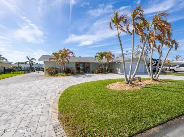 511 Eleuthera Ln, Indian Harbour Beach, FL 32937