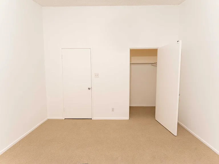 11712Darl — Photo 10