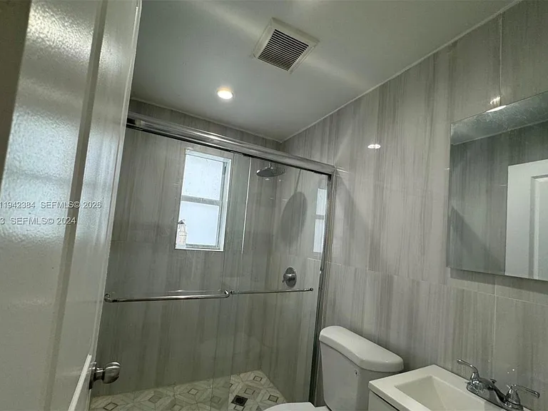 1248 Marseille Dr #4 — Photo 5