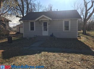 535 E 12th St, Grand Island, NE 68801