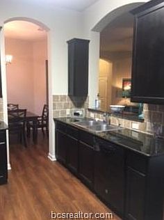 5th image of 13903 Renee Ln