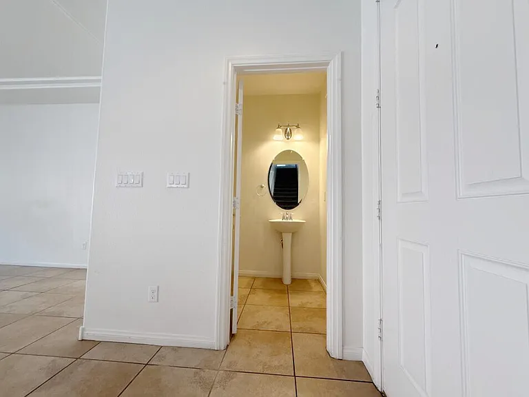 6356 Tomahawk Mill Ct — Photo 22