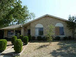 2nd image of 2118 Cedarcrest Dr