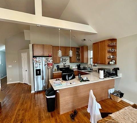 4th image of 955 N Wolcott Ave #3