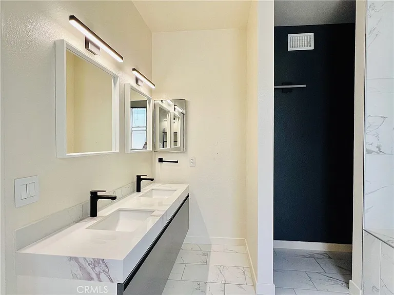 415 W Duarte Rd #2 — Photo 21