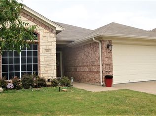 412 Nutmeg, Burleson, TX 76028
