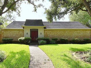 1702 Mossy Stone Dr, Houston, TX 77077