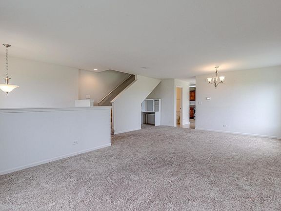 3rd image of 1208 Alta Vista Dr