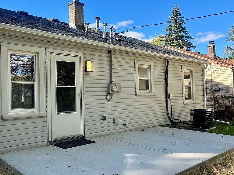 5942 Harrison St — Photo 10