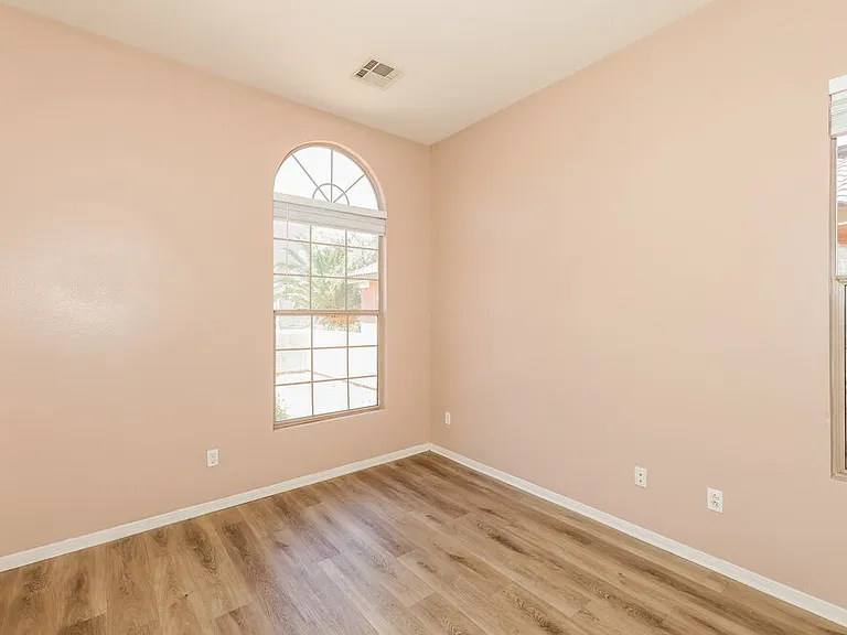10602 Bonchester Hill St — Photo 14