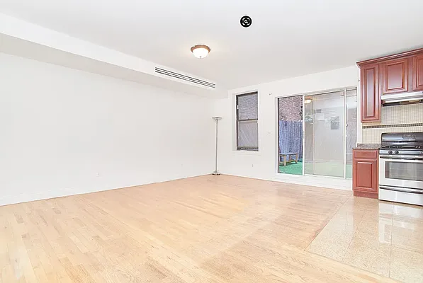 Rented by Living New York | media 3