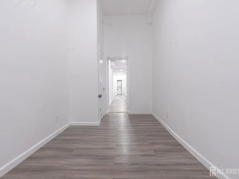 370 Pacific Ave #1 — Photo 15